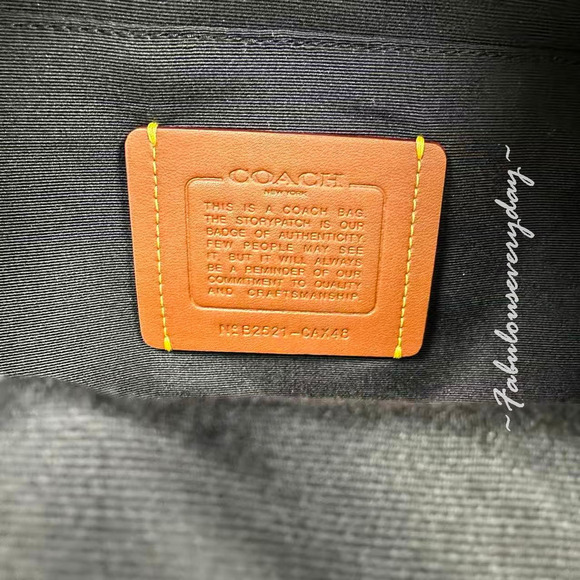 Coach MEN'S West Pack With Baseball Print Leather/Deep Blue Sports CAX48 NWT - Picture 8 of 8